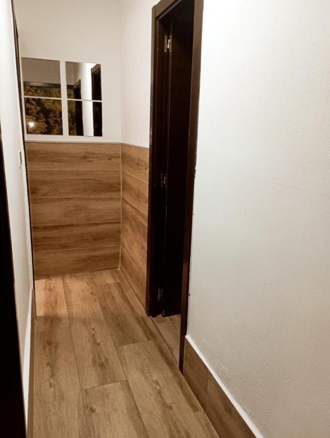 Precioso Apartamento 3 Habitaciones. Con Patio. Camas Buitenkant foto